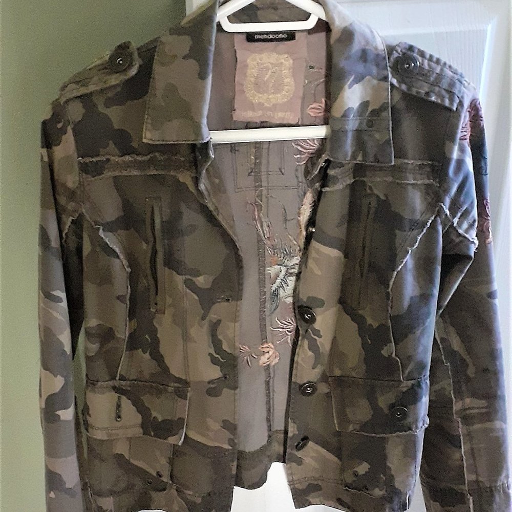 Vintage women's Camo Jean Jacket